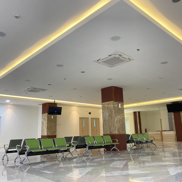 RUANG TUNGGU POLIKLINIK (1)
